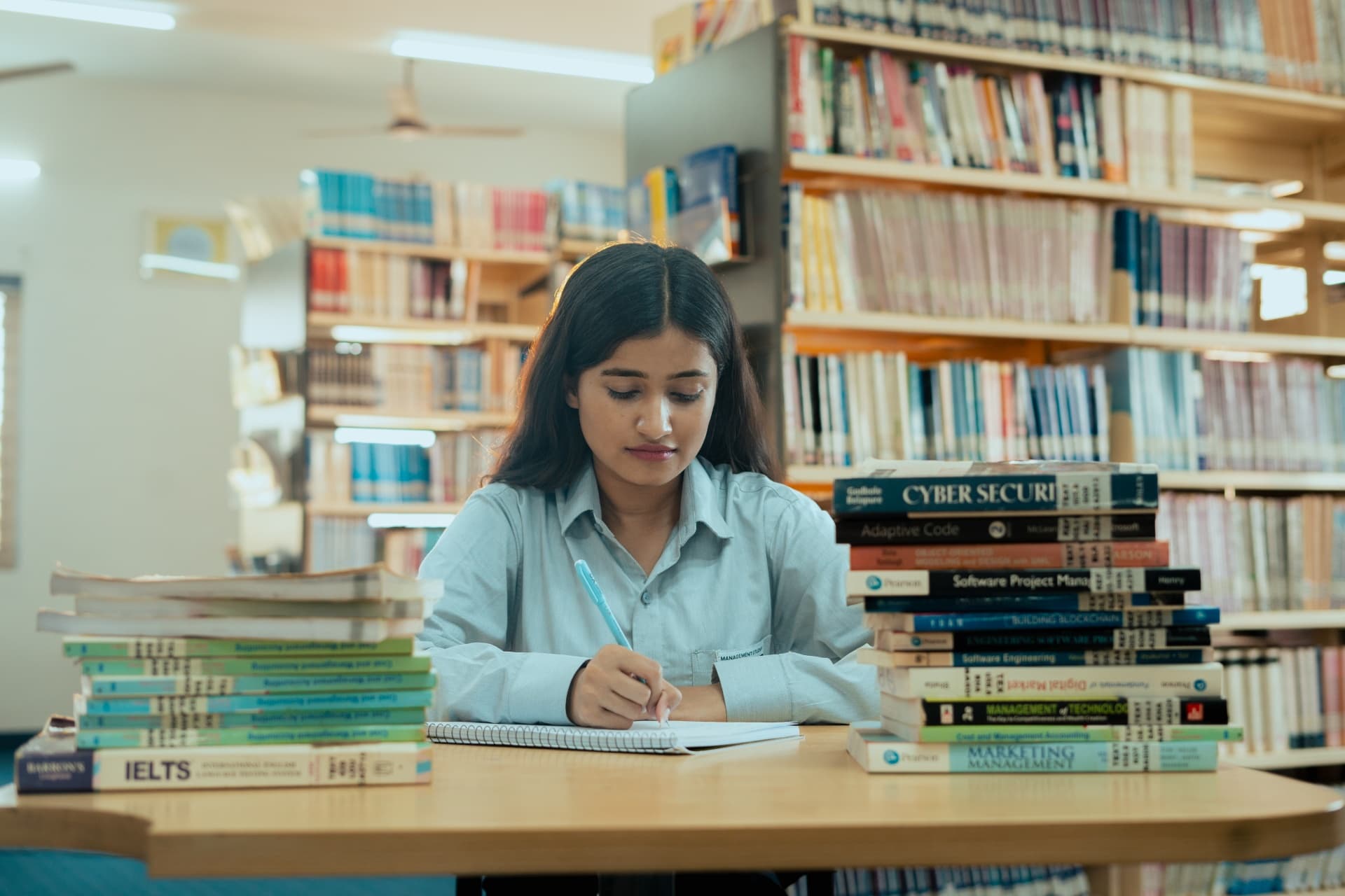 BBA Course Explained: Subjects, Specialisations & Career Path
