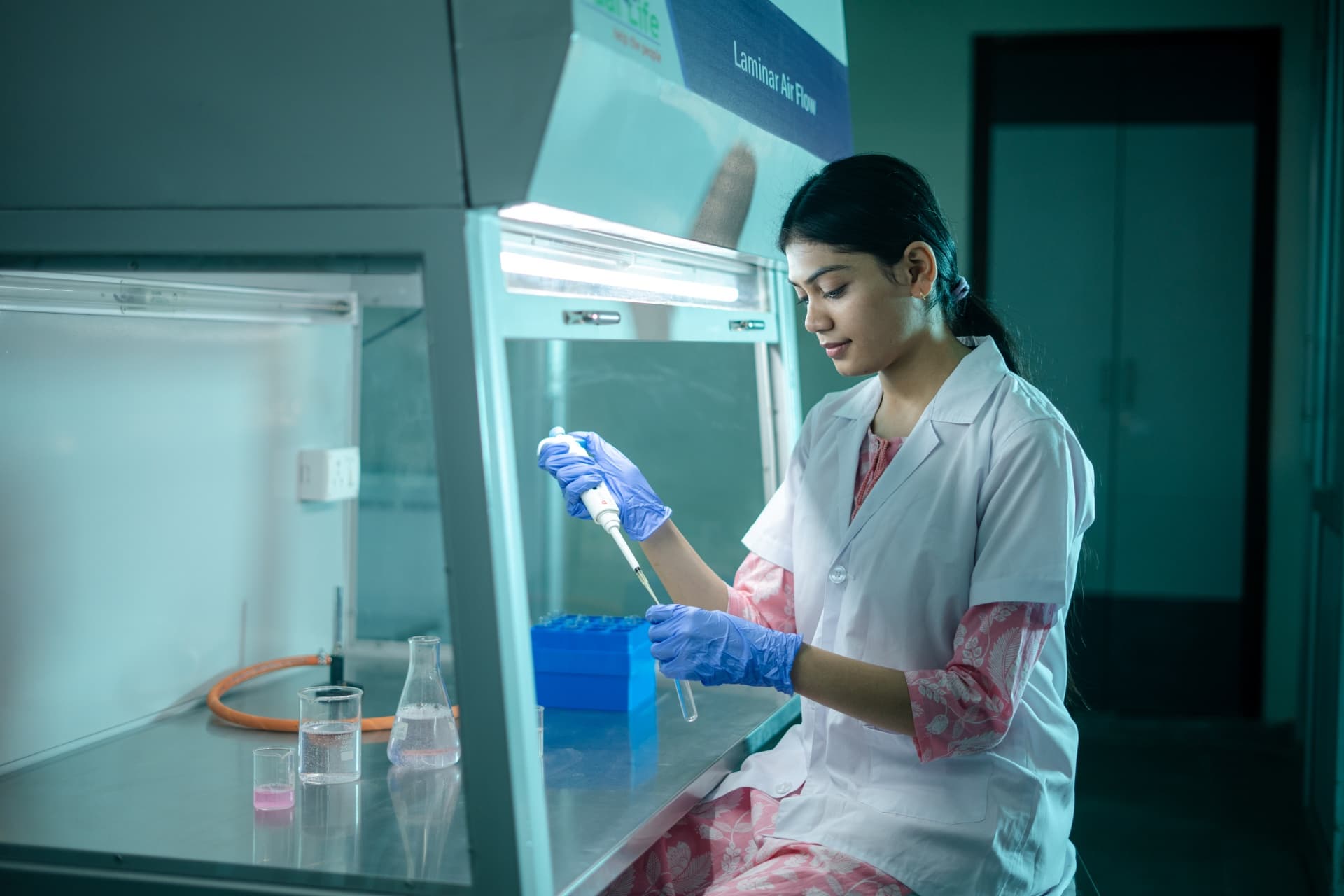 B.Sc Biotechnology Course Guide: Subjects & Admission Process