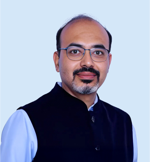 Dr. Kshitiz Sharma Dean, Faculty of Management Studies at Parul University Goa